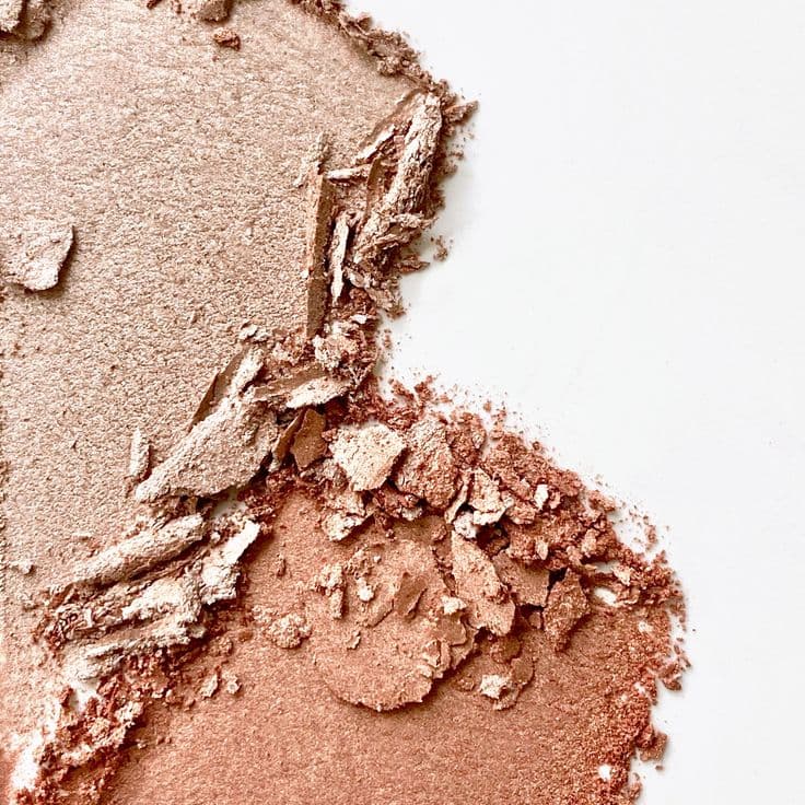 LumiSet Powder Highlighter